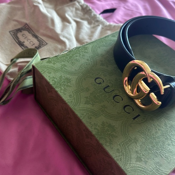 Gucci Belt in pristine condition original  comes with a box, dustbag and ribbon - Picture 2 of 5